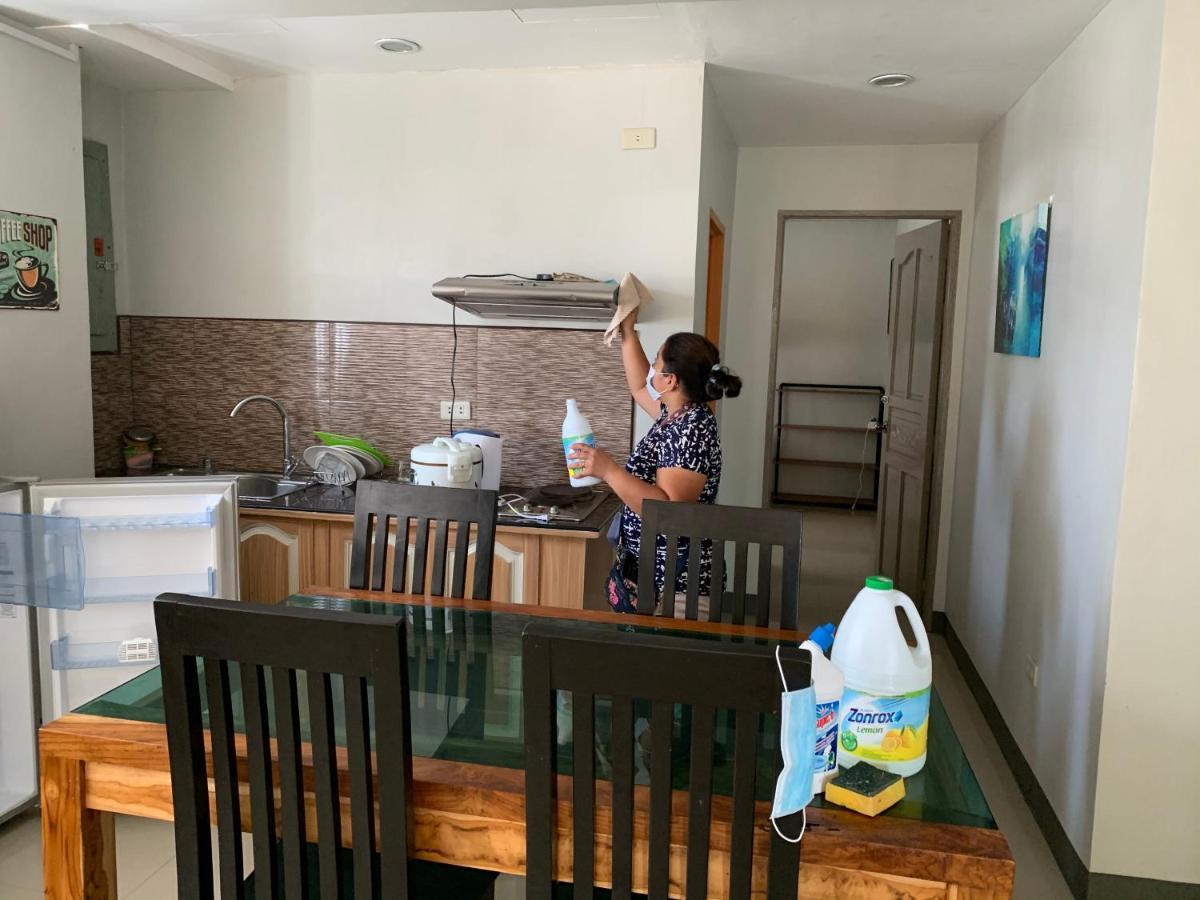 Beinte Singko De Marso Apartments Candon 外观 照片