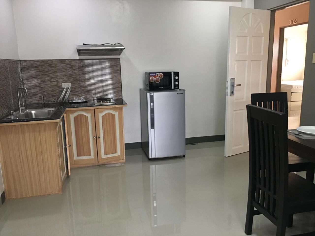 Beinte Singko De Marso Apartments Candon 外观 照片