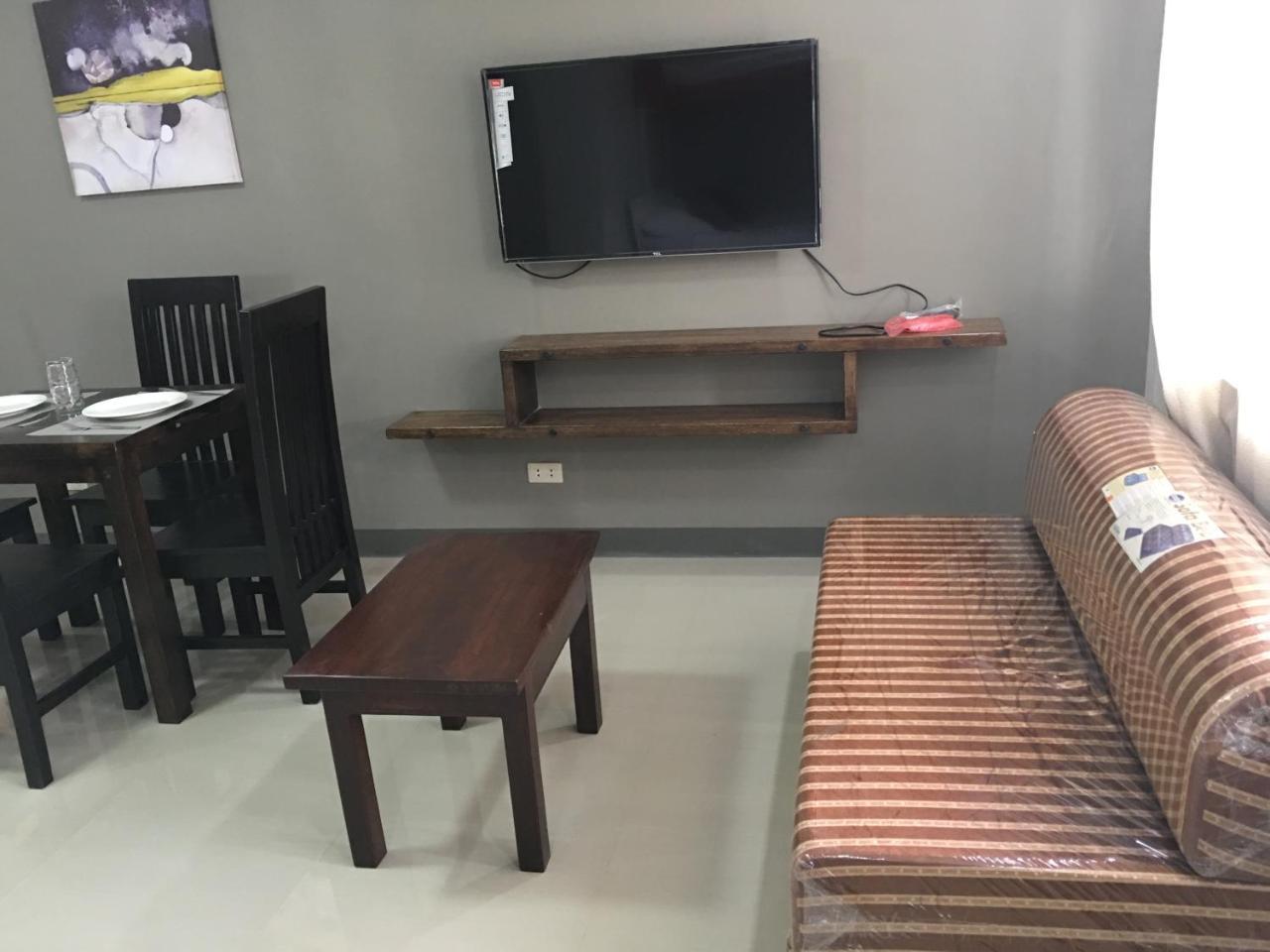Beinte Singko De Marso Apartments Candon 外观 照片